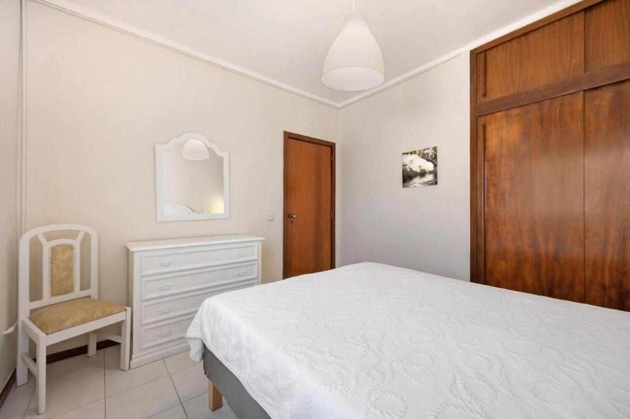 Apartamentos Torre Da Rocha Frente Ao Mar ปอร์ติเมา ภายนอก รูปภาพ
